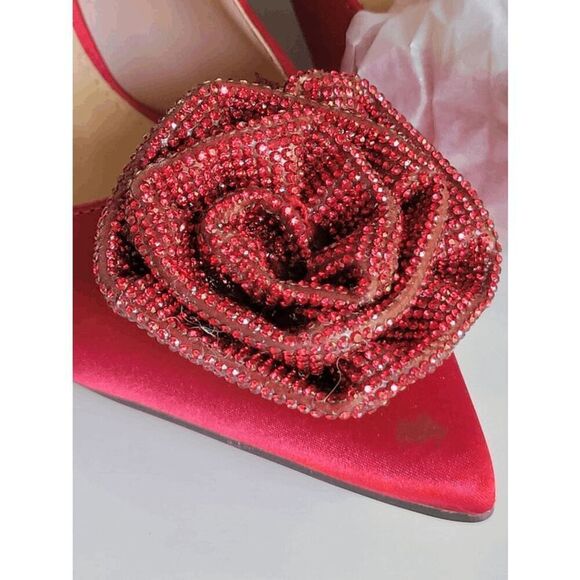 🌹 NEW YORK AND COMPANY Ilyana Red Rose Satin Pumps Heels SIZE 6 NEW IN BOX - Picture 5 of 16